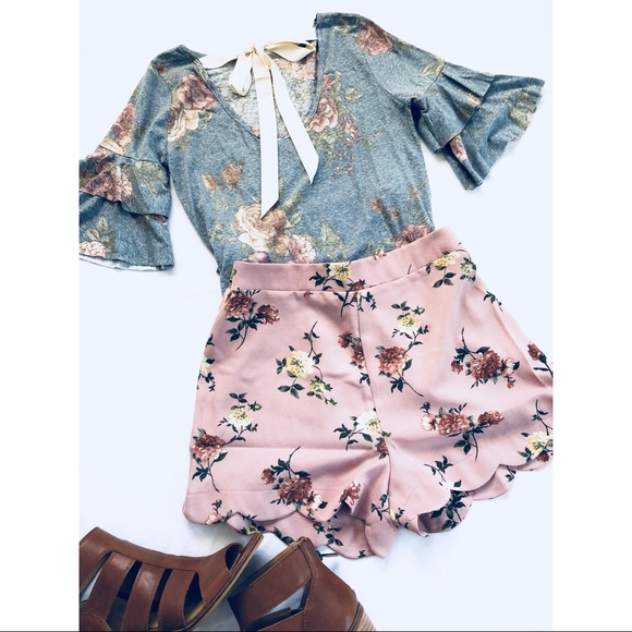 Floral Print Shorts - Picture 2 of 3